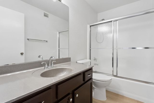 17435 N 46th Street, Phoenix, AZ 85032