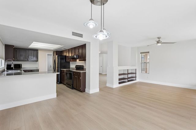 17435 N 46th Street, Phoenix, AZ 85032