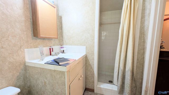 205 Jo Cyn Drive, Glencoe, AL 35905