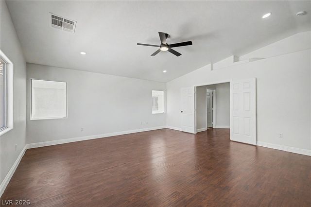 6772 Gold Yarrow Street, Las Vegas, NV 89148