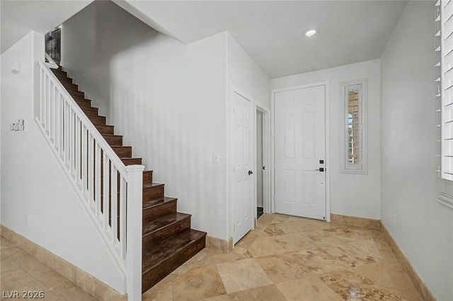 6772 Gold Yarrow Street, Las Vegas, NV 89148