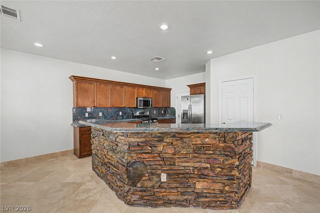 6772 Gold Yarrow Street, Las Vegas, NV 89148
