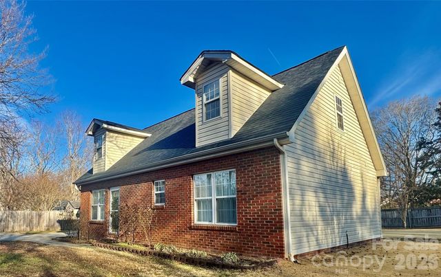 4463 legend Street, Concord, NC 29027