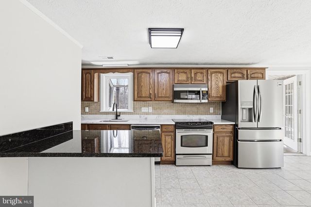 7012 STANLEY RD, King George, VA 22485