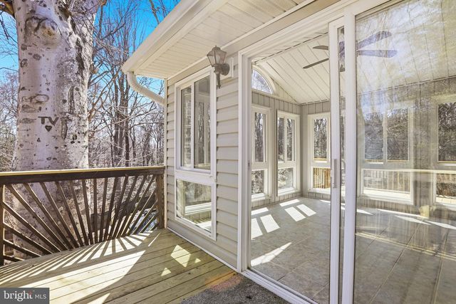 7012 STANLEY RD, King George, VA 22485