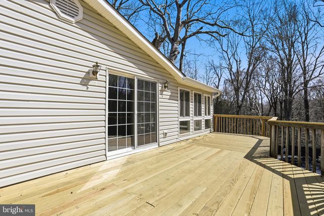 7012 STANLEY RD, King George, VA 22485