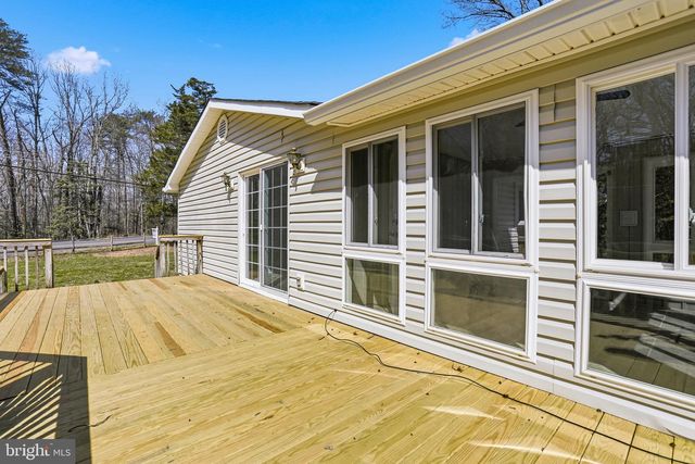 7012 STANLEY RD, King George, VA 22485