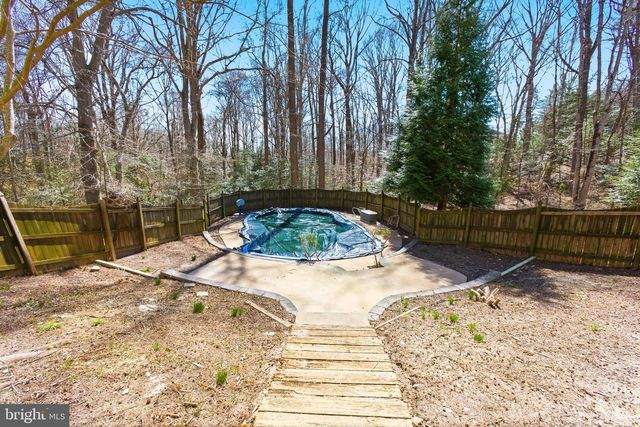 7012 STANLEY RD, King George, VA 22485