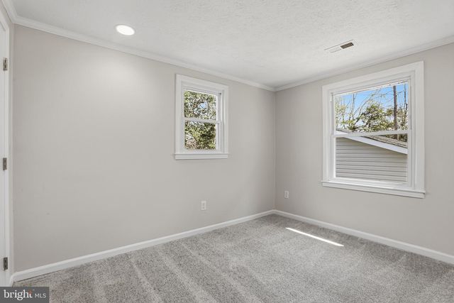 7012 STANLEY RD, King George, VA 22485