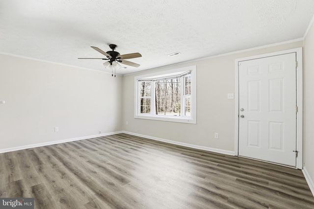 7012 STANLEY RD, King George, VA 22485