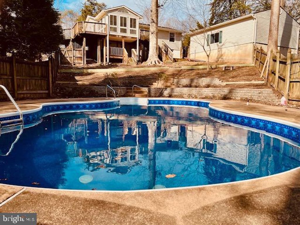 7012 STANLEY RD, King George, VA 22485