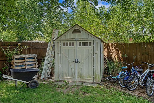844 Sunset Drive 844 Sunset Drive, Englewood, OH 45322
