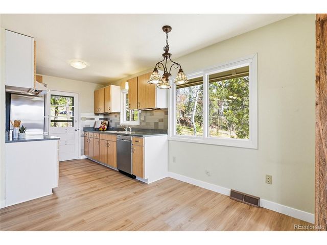 10568 Walters Cir, Morrison, CO 80465