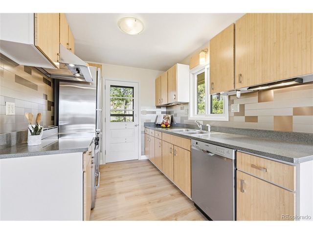 10568 Walters Cir, Morrison, CO 80465