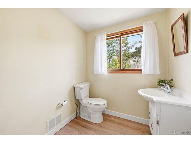 10568 Walters Cir, Morrison, CO 80465