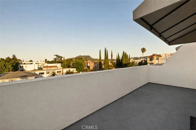 10833 Kling Street 4, North Hollywood, CA 91602