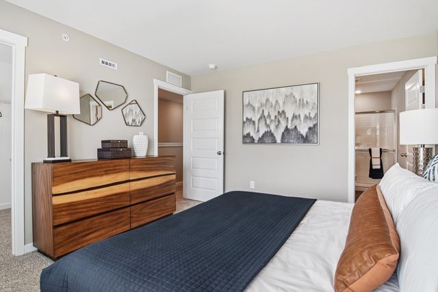 2320 Noble Lane, Yorkville, IL 60560