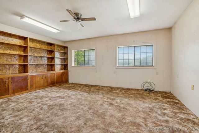 32444 E 740 Road, Wagoner, OK 74467