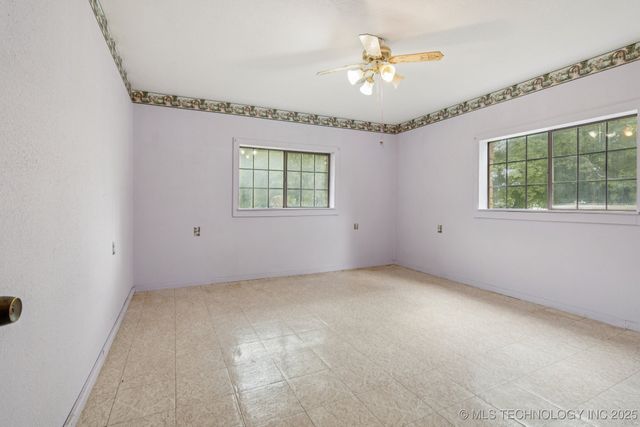 32444 E 740 Road, Wagoner, OK 74467