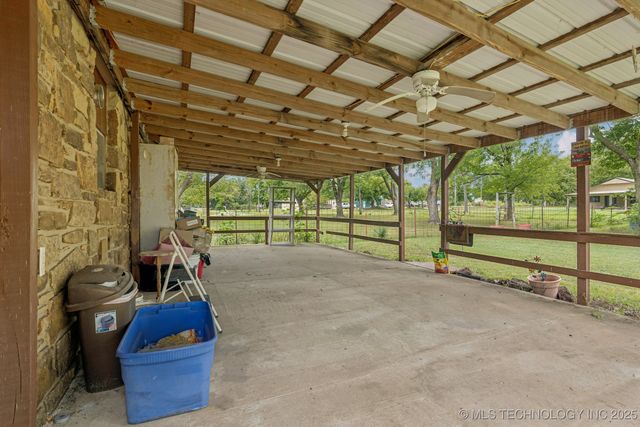 32444 E 740 Road, Wagoner, OK 74467