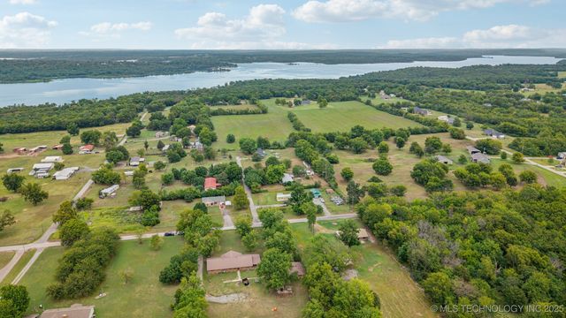 32444 E 740 Road, Wagoner, OK 74467