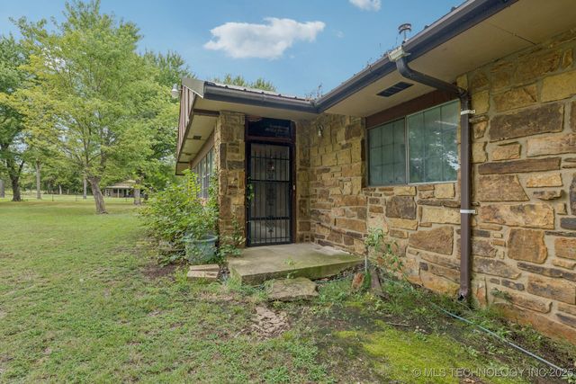 32444 E 740 Road, Wagoner, OK 74467