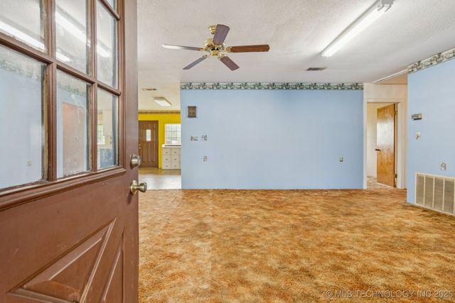 32444 E 740 Road, Wagoner, OK 74467