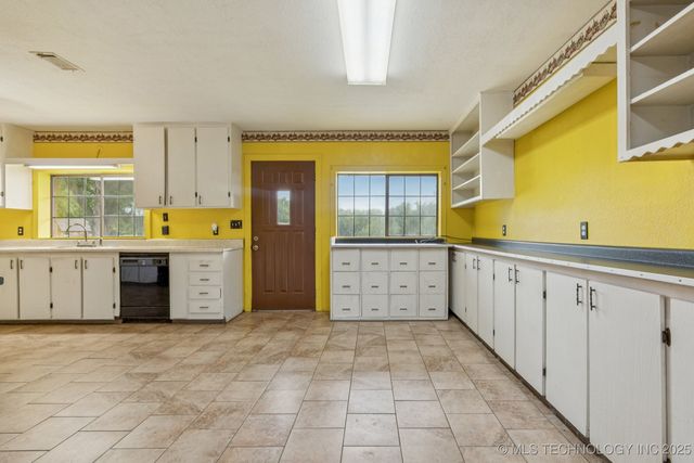 32444 E 740 Road, Wagoner, OK 74467