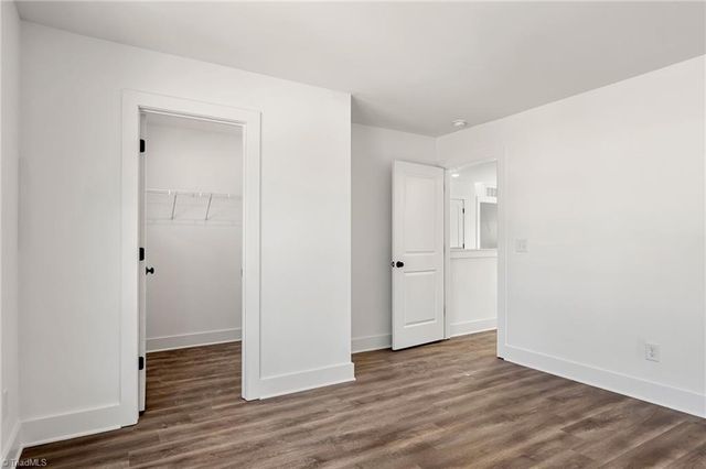 115 Indian Wells Court, Harmony, NC 28634