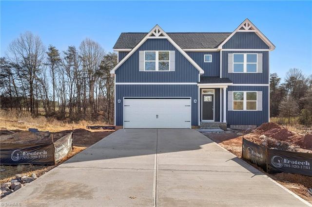 115 Indian Wells Court, Harmony, NC 28634