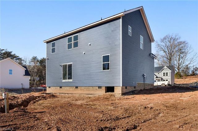 115 Indian Wells Court, Harmony, NC 28634