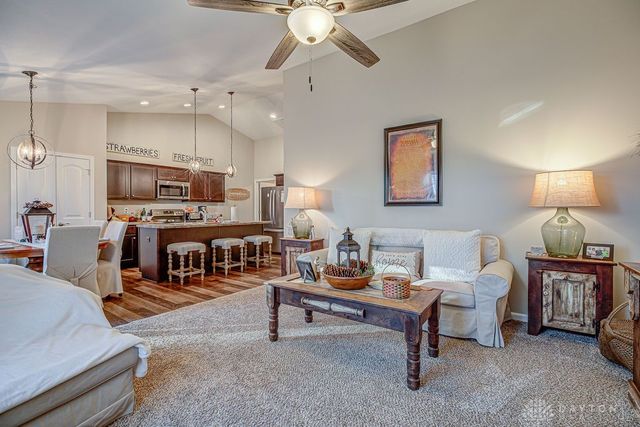 1211 Redbud Circle, Germantown, OH 45327