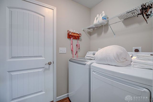 1211 Redbud Circle, Germantown, OH 45327