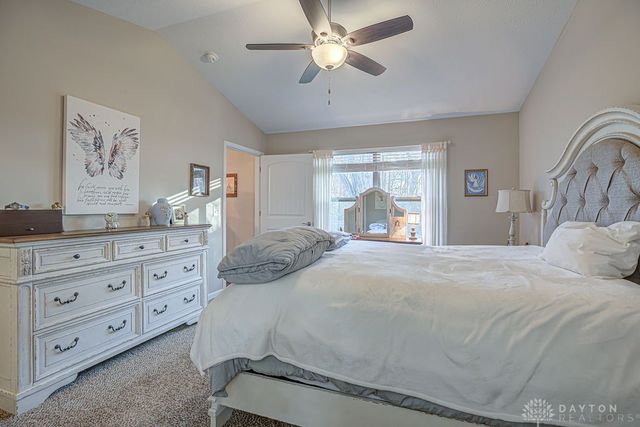 1211 Redbud Circle, Germantown, OH 45327
