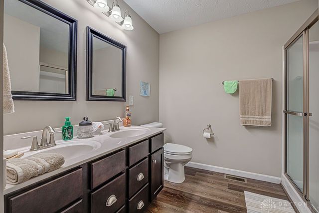 1211 Redbud Circle, Germantown, OH 45327