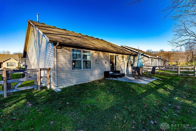 1211 Redbud Circle, Germantown, OH 45327