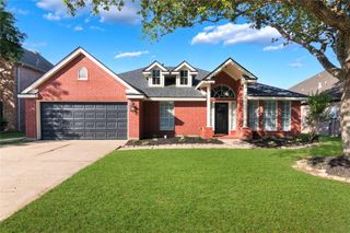 1603 Oak Place Court, Pearland, TX 77581