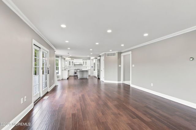 27 Steeple Chase Road, Millstone, NJ 08535