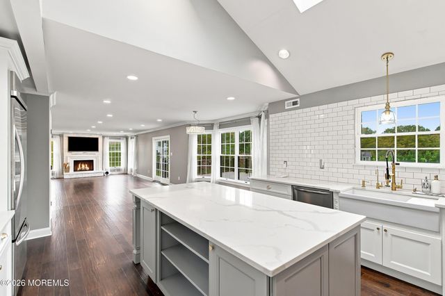 27 Steeple Chase Road, Millstone, NJ 08535