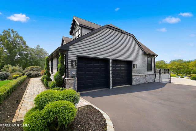 27 Steeple Chase Road, Millstone, NJ 08535