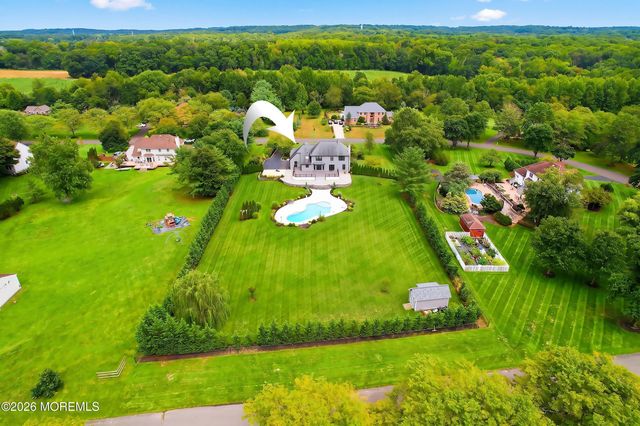 27 Steeple Chase Road, Millstone, NJ 08535
