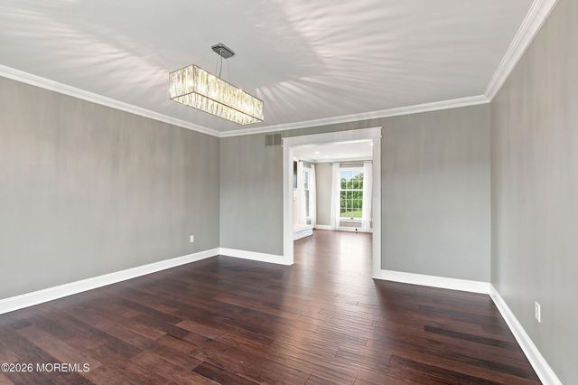 27 Steeple Chase Road, Millstone, NJ 08535
