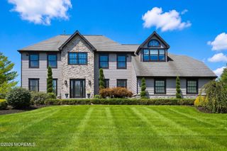 27 Steeple Chase Road, Millstone, NJ 08535