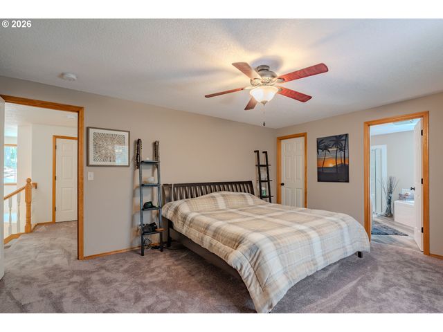 18511 Ne 181ST St, Brush Prairie, WA 98606