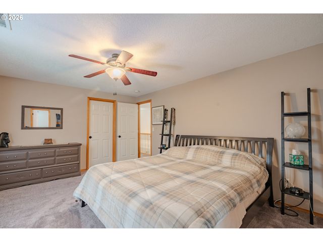 18511 Ne 181ST St, Brush Prairie, WA 98606