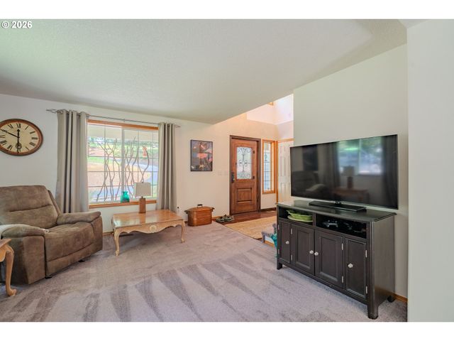 18511 Ne 181ST St, Brush Prairie, WA 98606