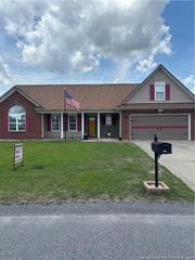 5733 Azure Drive, Hope Mills, NC 28348