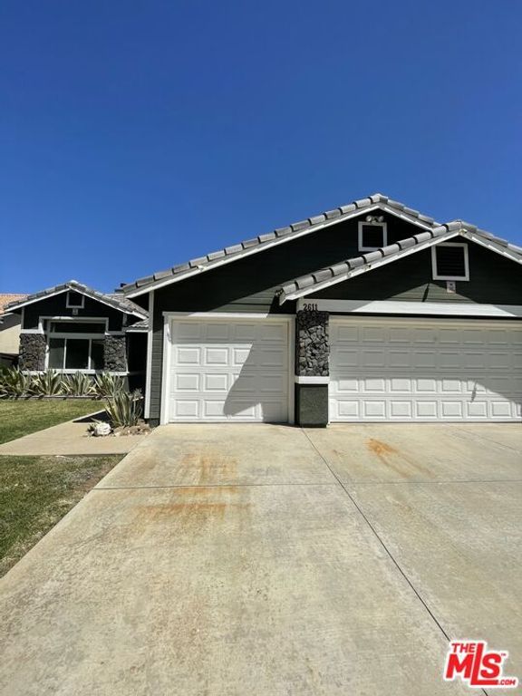 2611 Gemstone Avenue, Palmdale, CA 93551