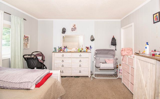 523 E Wayne Street, Kendallville, IN 46755