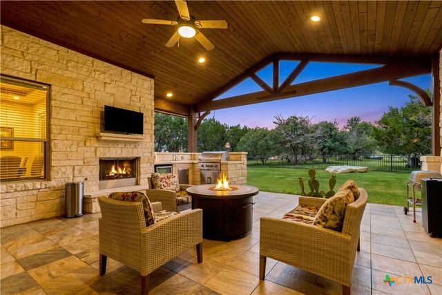 814 Haven Point Loop, New Braunfels, TX 78132